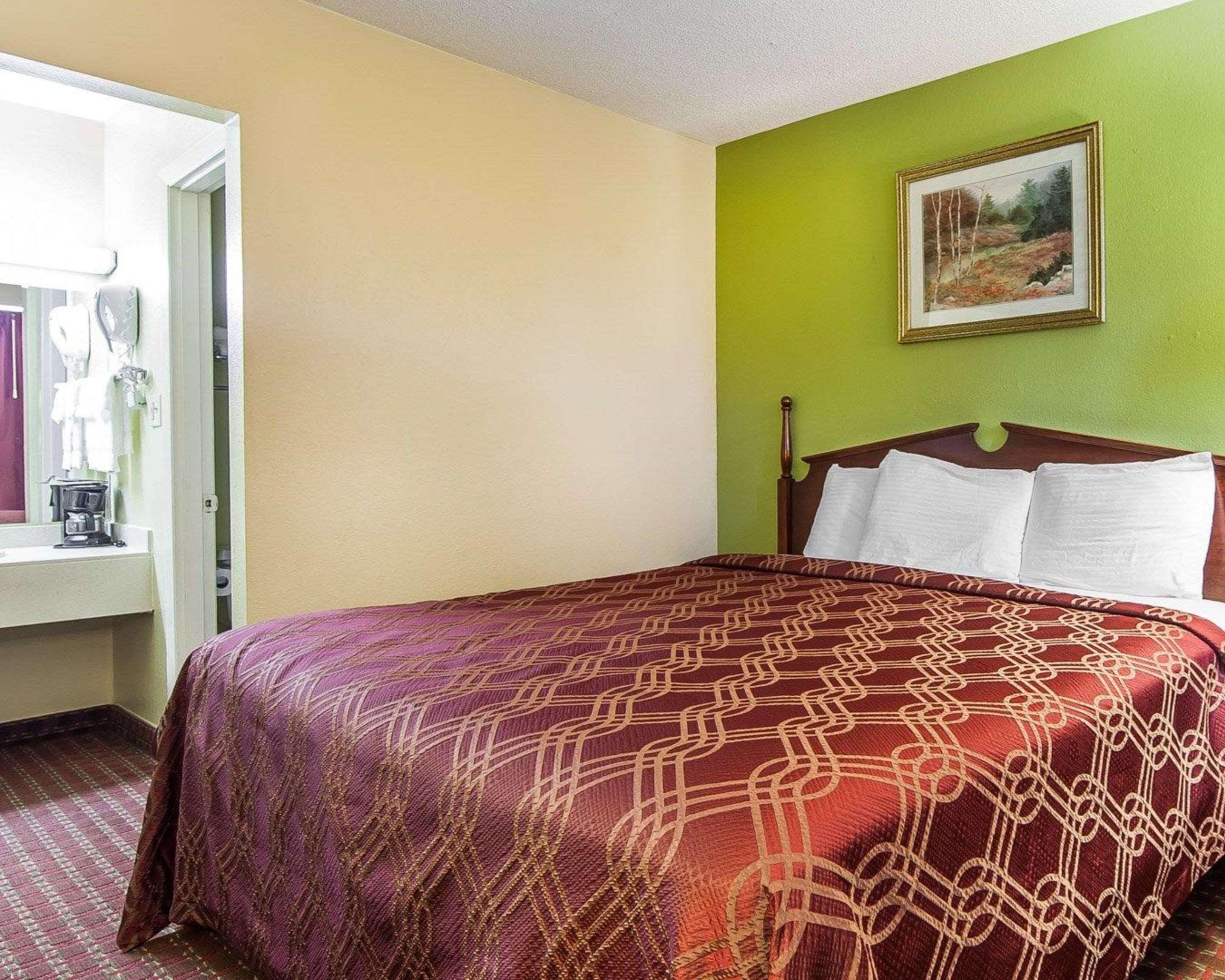 Econo Lodge Cleveland Ngoại thất bức ảnh