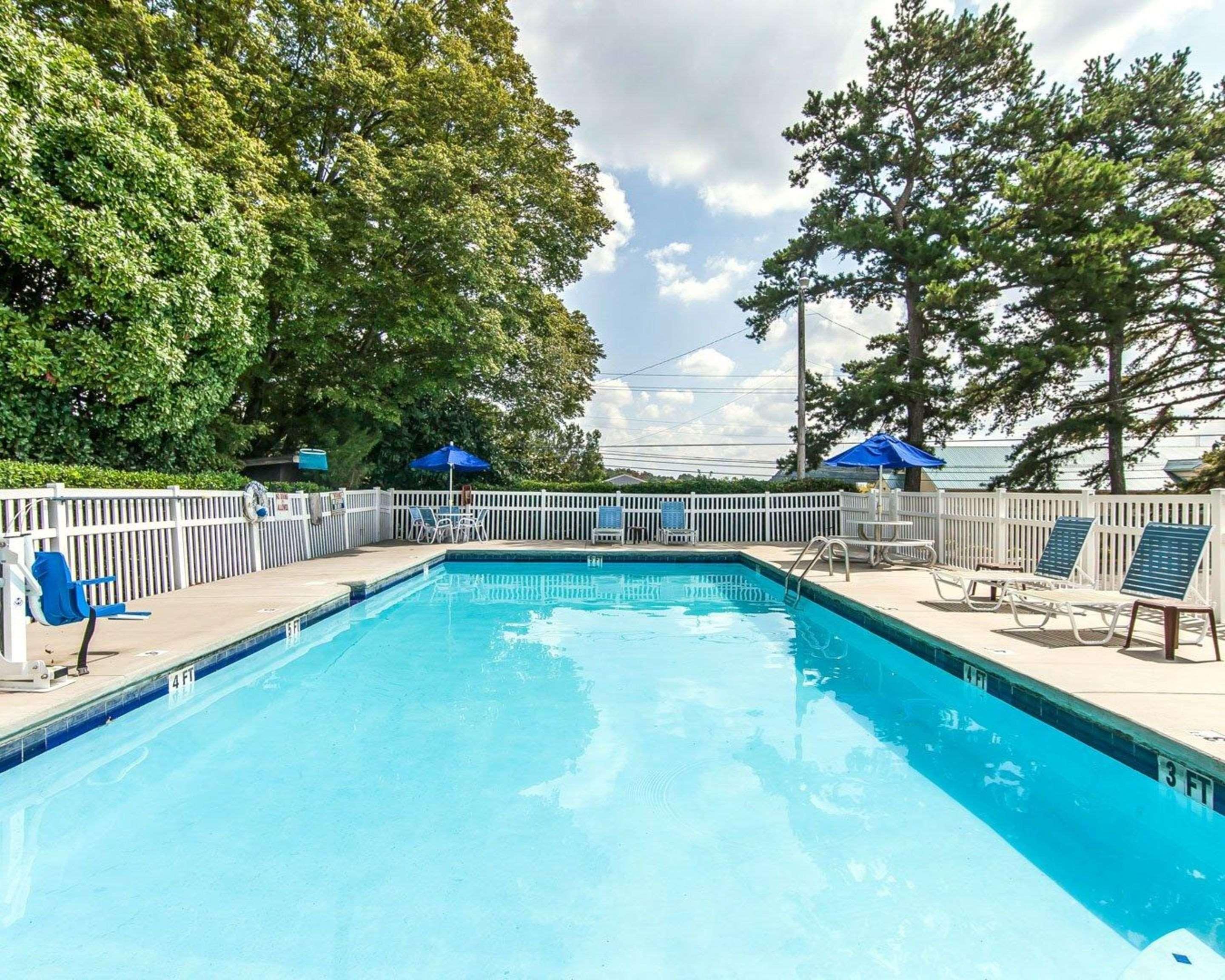 Econo Lodge Cleveland Ngoại thất bức ảnh